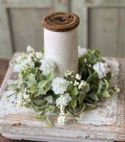 Cream Hops Flower and Berries Pillar Candle Ring