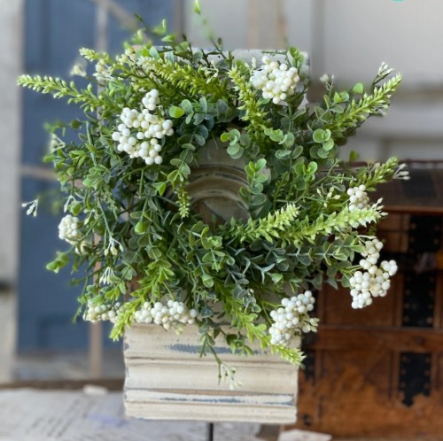 Harpeth Cream Berry Pillar Candle Ring Harpeth Cream Berry Pillar Candle Ring